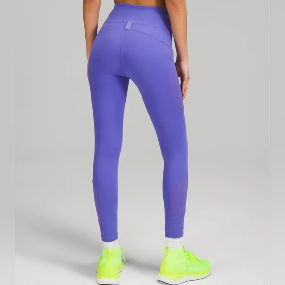 LULULEMON Purple Cargo Athletic Super High Rise Hiking Tight 25" Leggings Size 8 - Picture 2 of 16